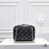 693050b3f09edb6de4c4ebd8 CHANEL 24K Autumn/Winter New Series Camera Bag, Full-Grain Leather, Eye-Catching Double C Logo, Classic and Unique Design