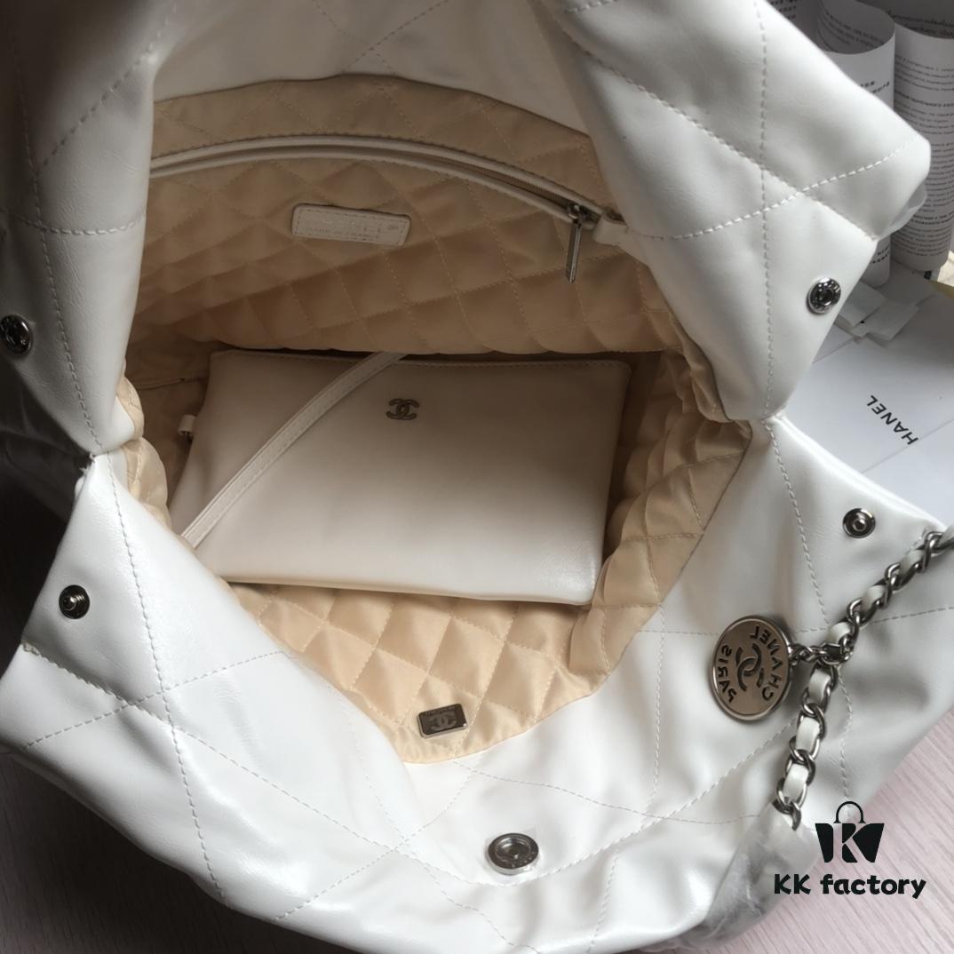 6930510ff09edb6de4c4ec6d Exclusive Launch High Quality Comparable to Original Single 2022 Spring New Arrival In Stock The Hottest and Most Worthwhile Series of the Season Named 22 Bag: Calfskin Collection Soft Smooth and Comfortable to Touch Shiny Calfskin Casual Drawstring Close-Fitting Bag with Extra Large Capacity Fashionable and Versatile All-Named Numeric Series by Xiao Xiang Are Guaranteed to Be Popular and Classic Super Stylish and Elegant Easy to Match Wear It and You'll Be a Top Trendsetter