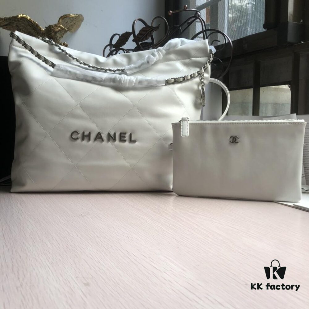 69305115f09edb6de4c4ec77 Exclusive Launch High Quality Comparable to Original Single 2022 Spring New Arrival In Stock The Hottest and Most Worthwhile Series of the Season Named 22 Bag: Calfskin Collection Soft Smooth and Comfortable to Touch Shiny Calfskin Casual Drawstring Close-Fitting Bag with Extra Large Capacity Fashionable and Versatile All-Named Numeric Series by Xiao Xiang Are Guaranteed to Be Popular and Classic Super Stylish and Elegant Easy to Match Wear It and You'll Be a Top Trendsetter