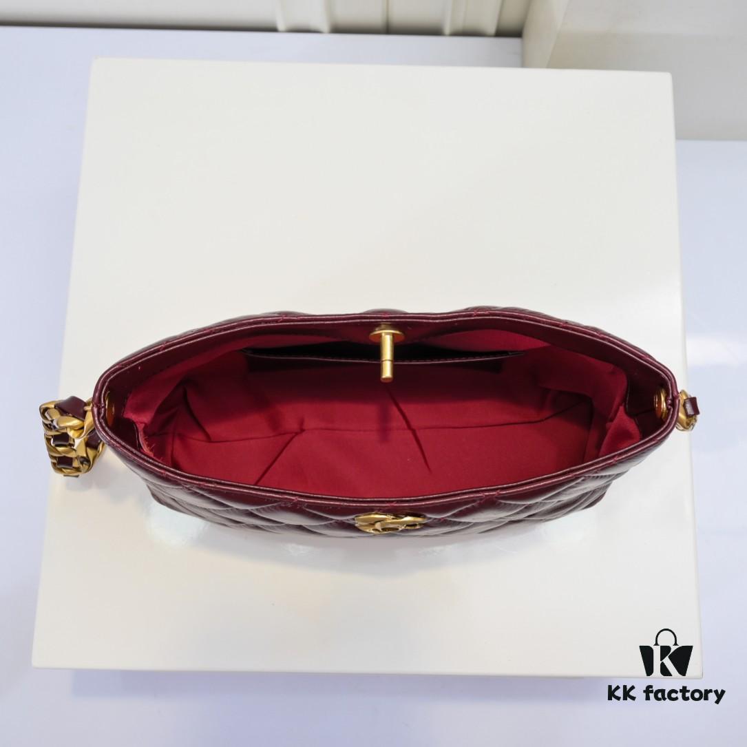 6930517ef09edb6de4c4ece4 Chanel 24B Coarse Chain Hobo Crossbody Bag, Top-Grain Leather CF Shoulder Bag