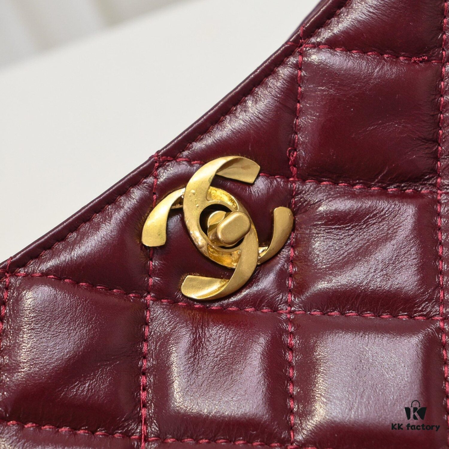 6930517ff09edb6de4c4ece6 Chanel 24B Coarse Chain Hobo Crossbody Bag, Top-Grain Leather CF Shoulder Bag