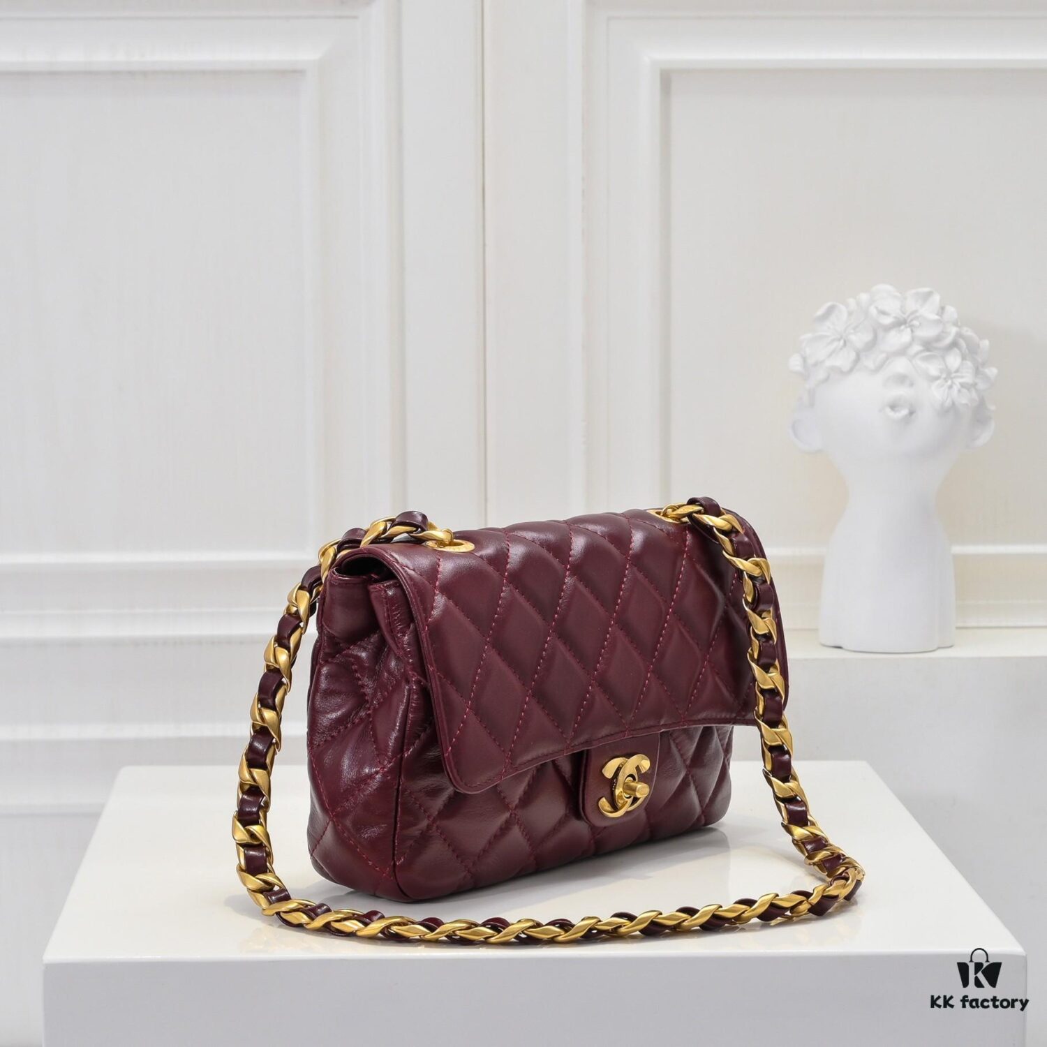 6930518af09edb6de4c4ecf3 Chanel 24B Coarse Chain Underarm Bag, Top Grain Leather CF Shoulder Bag