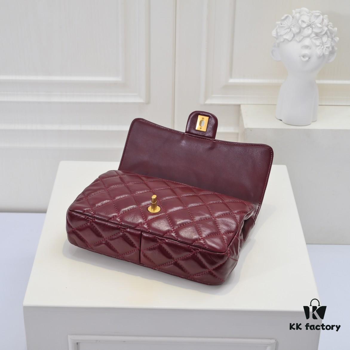 6930518df09edb6de4c4ecf9 Chanel 24B Coarse Chain Underarm Bag, Top Grain Leather CF Shoulder Bag