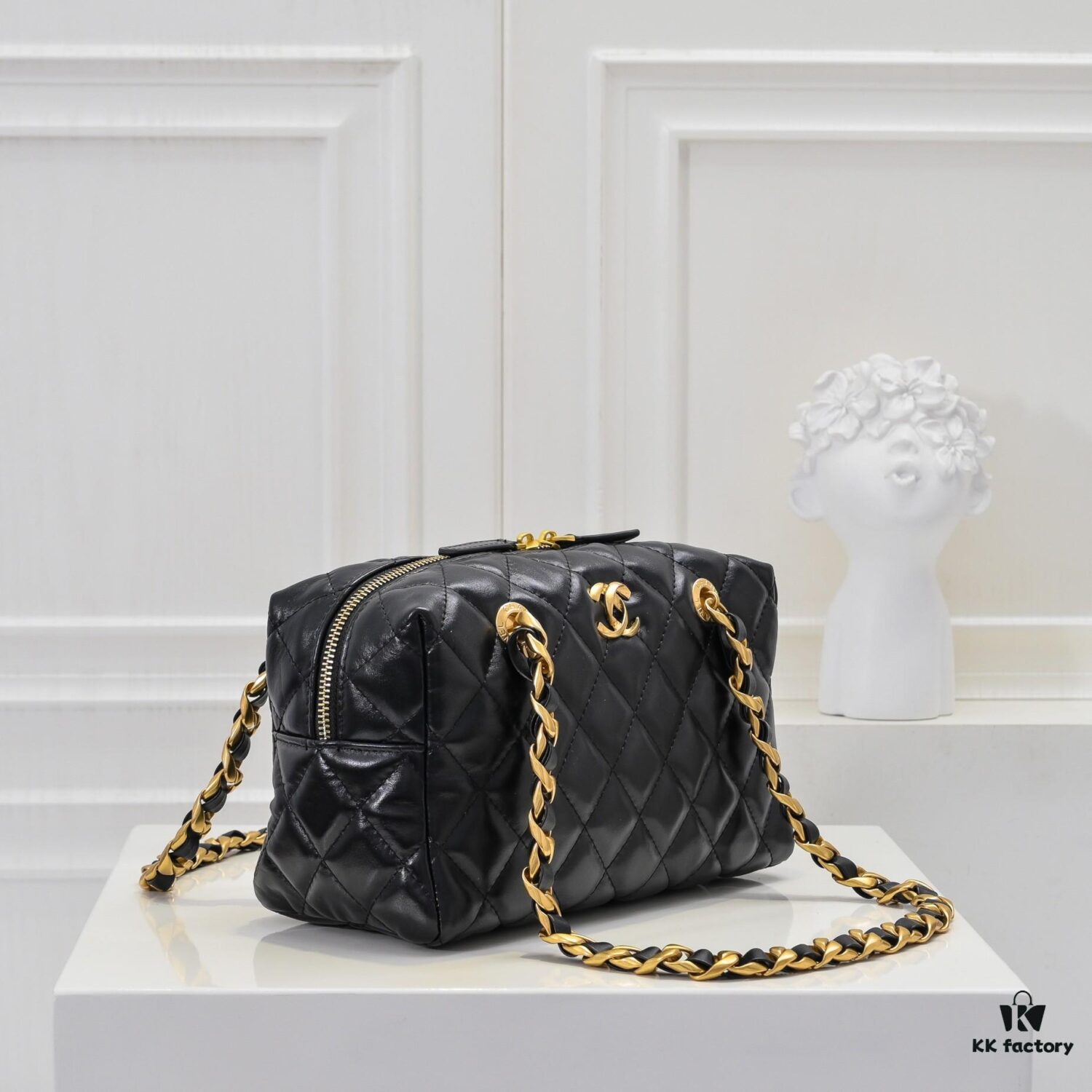 6930519ef09edb6de4c4ed0d Chanel 24B Thick Chain Pillow Bag, Top-Grade Cowhide, Elegant and Charming Black Shoulder Bag with CC Logo and Black-Gold Woven Chain