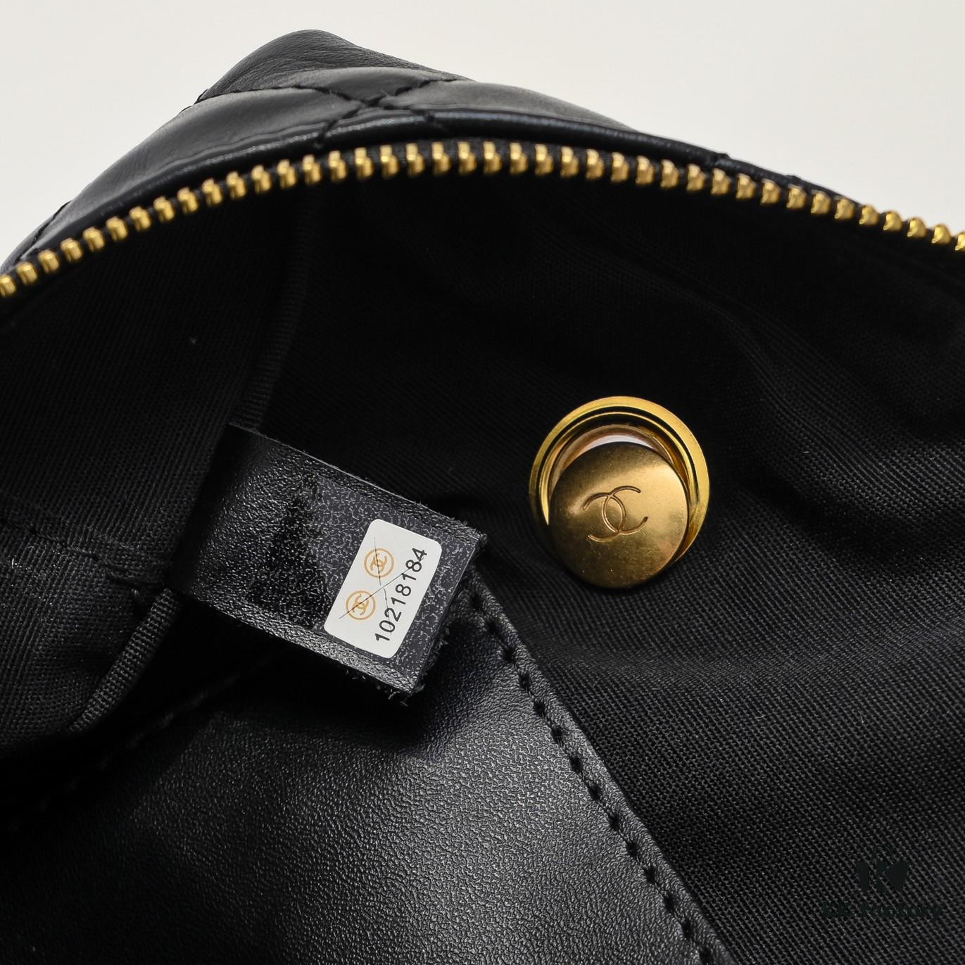 693051a3f09edb6de4c4ed13 Chanel 24B Thick Chain Pillow Bag, Top-Grade Cowhide, Elegant and Charming Black Shoulder Bag with CC Logo and Black-Gold Woven Chain