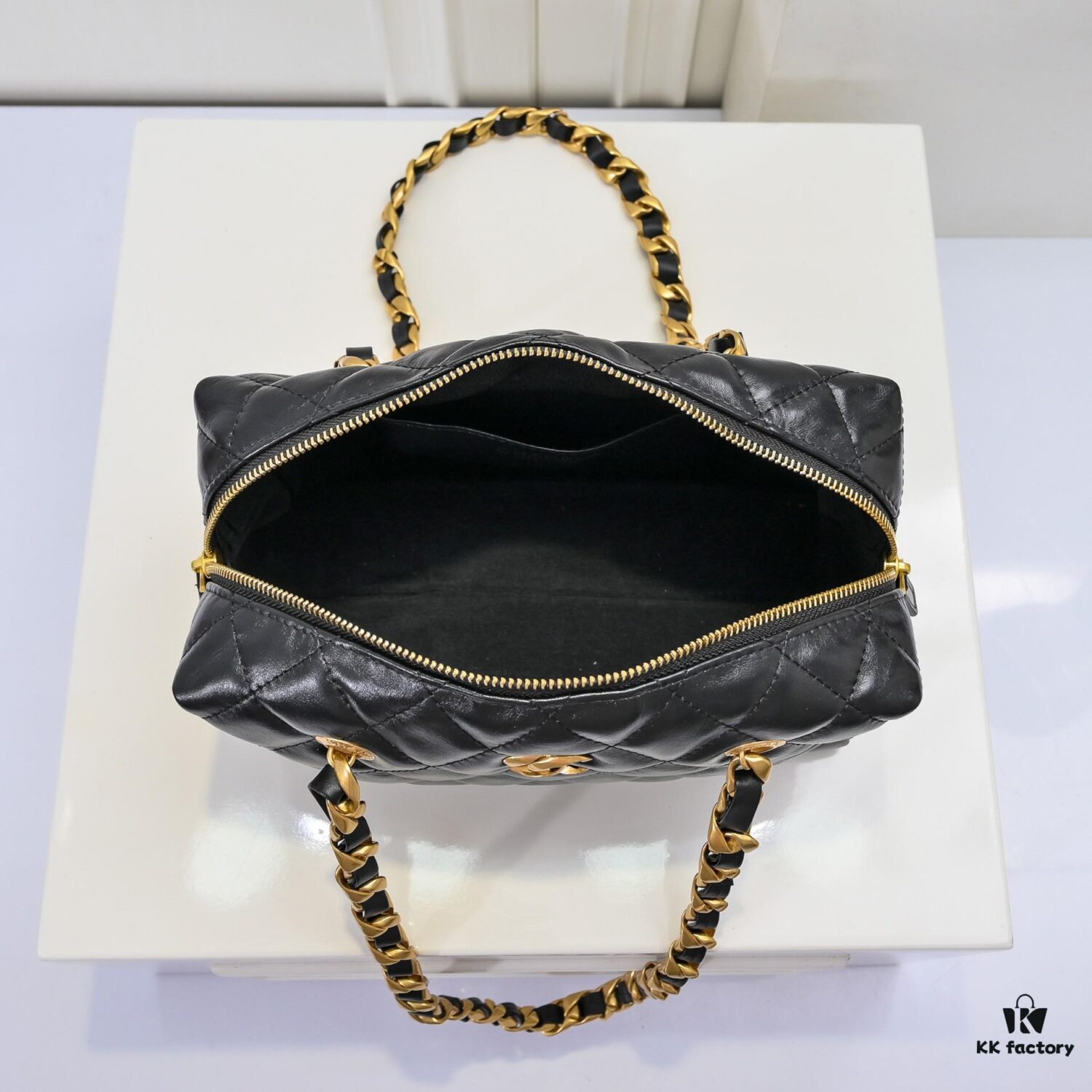693051c4f09edb6de4c4ed3a Chanel 24B Thick Chain Pillow Bag, Top-Grade Cowhide, Elegant and Charming Black Shoulder Bag with CC Logo and Black-Gold Woven Chain