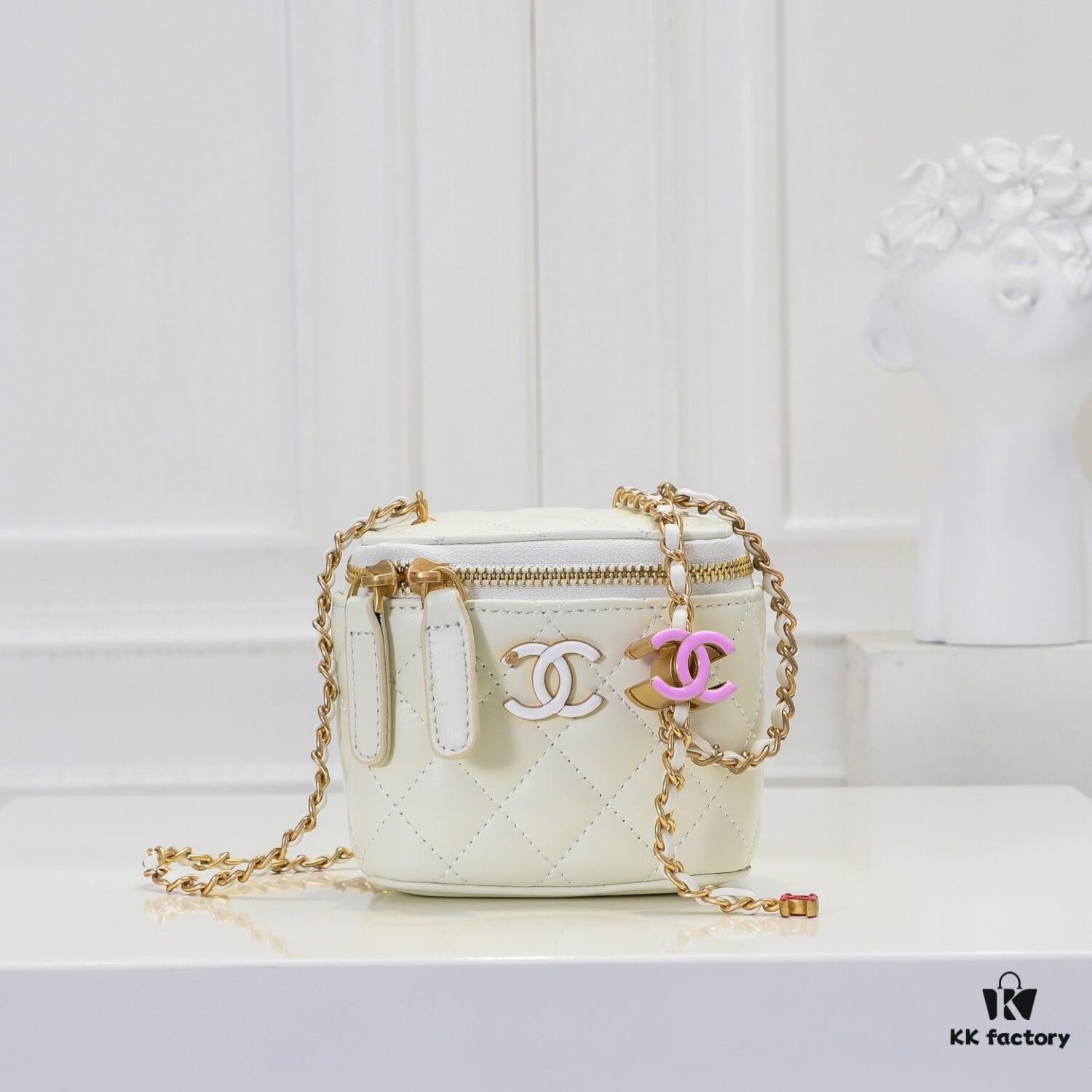 693051d0f09edb6de4c4ed4b Small Chanel 24A New Double C Enamel Buckle Makeup Pouch, Exquisitely Crafted in Imported Lambskin