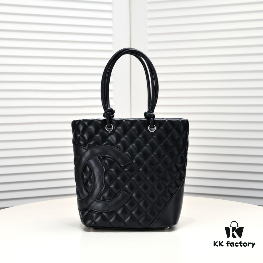 69305225f09edb6de4c4edc0 CHANEL 24A Spring Collection Vintage Handbag - Rare 2006 Full New Supreme Edition