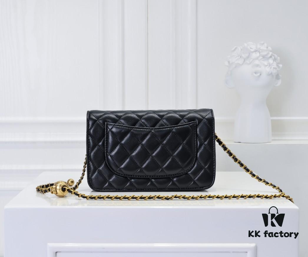 69305234f09edb6de4c4edd1 CHANEL Wallet on Chain Mini Bag A, Size: 19.2x12.3x3.5