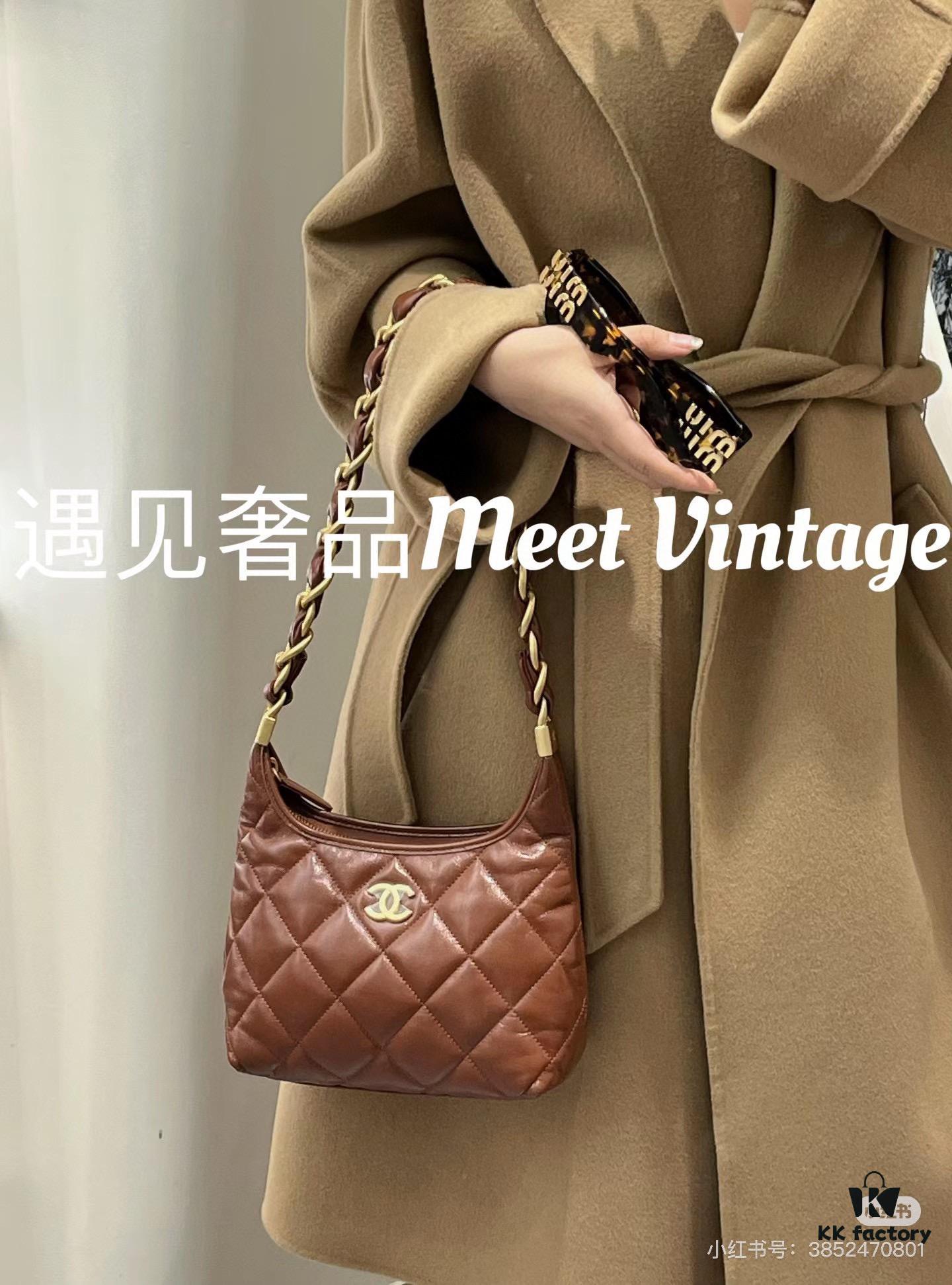 69305272f09edb6de4c4ee2f New Arrival Mini Unfiltered | Today's Must-Have: Chanel 24A Hobo 🖤