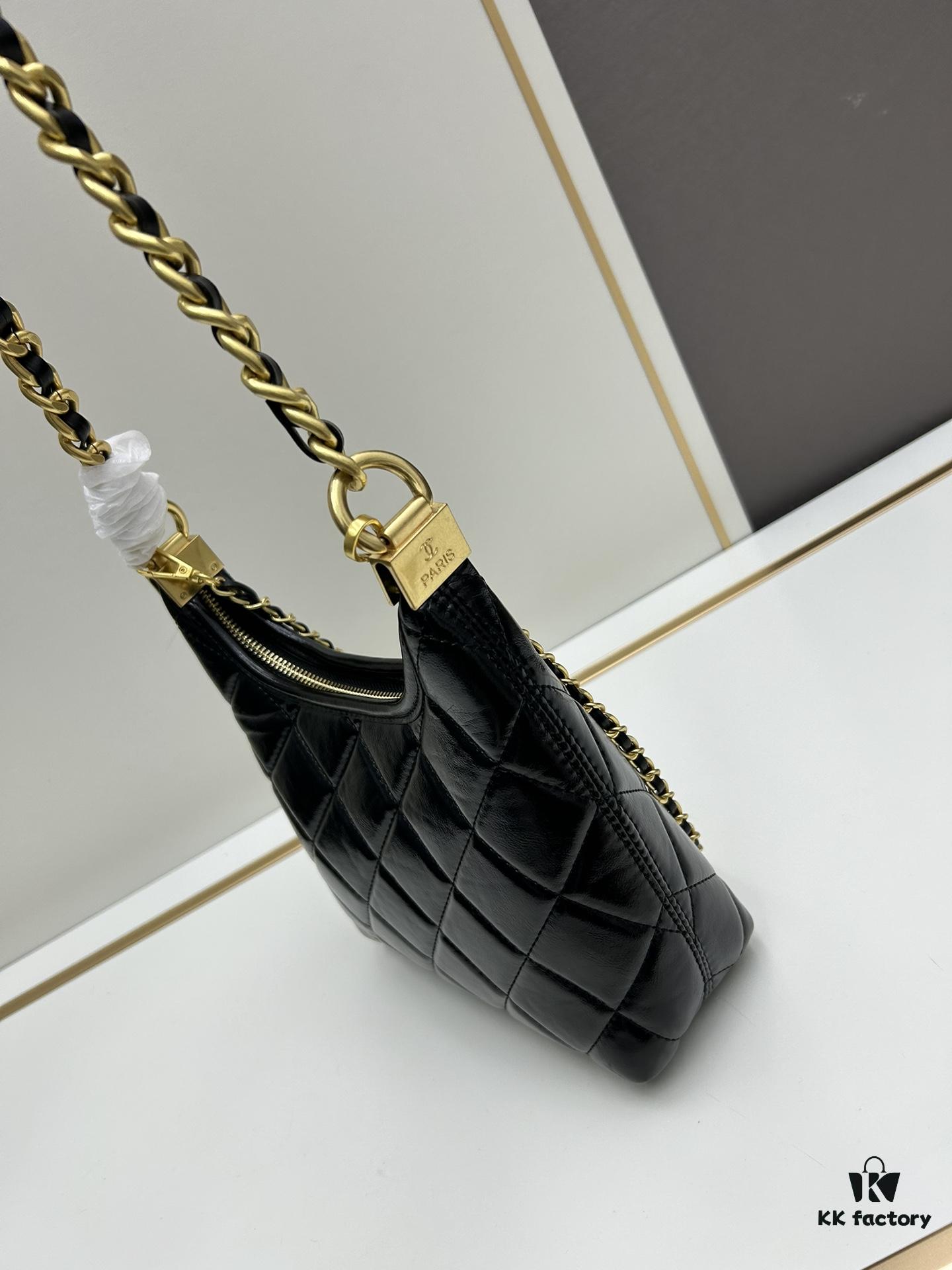 69305287f09edb6de4c4ee41 New Arrival Mini Unfiltered | Today's Must-Have: Chanel 24A Hobo ~ 🖤