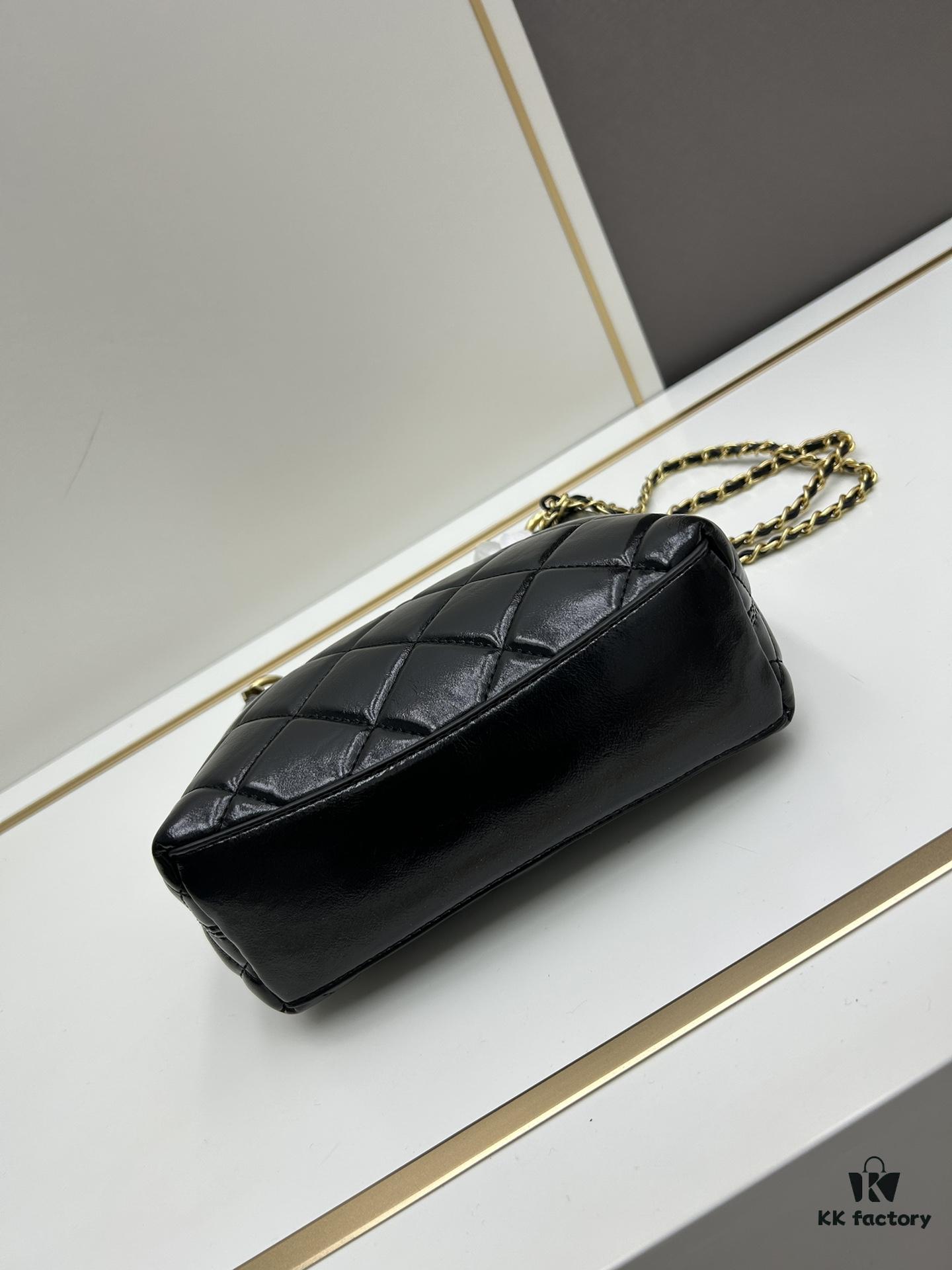 69305289f09edb6de4c4ee44 New Arrival Mini Unfiltered | Today's Must-Have: Chanel 24A Hobo ~ 🖤