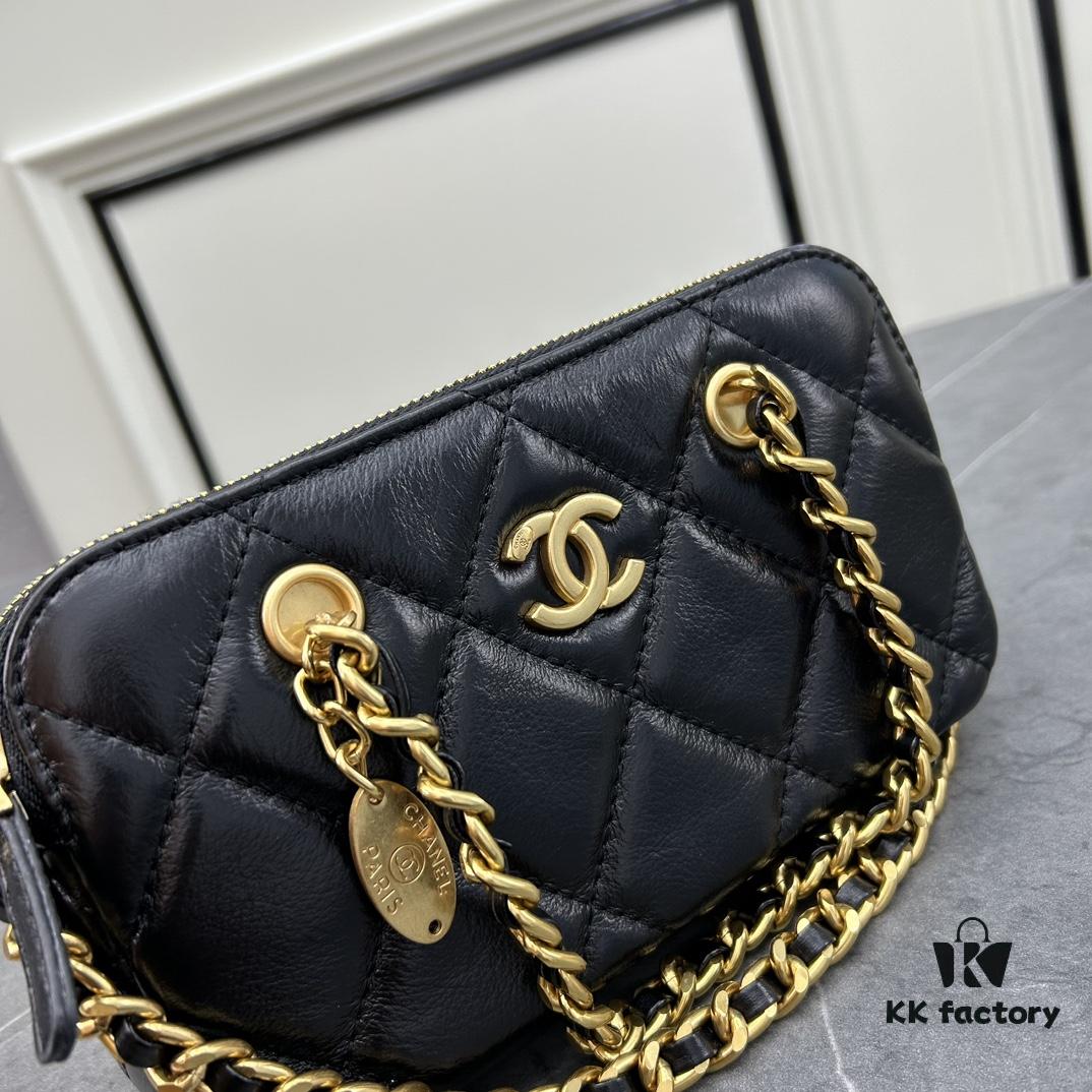 6930529df09edb6de4c4ee5e Chanel 270 Batch Vintage-Style 23K Gold Coin Chain Bag