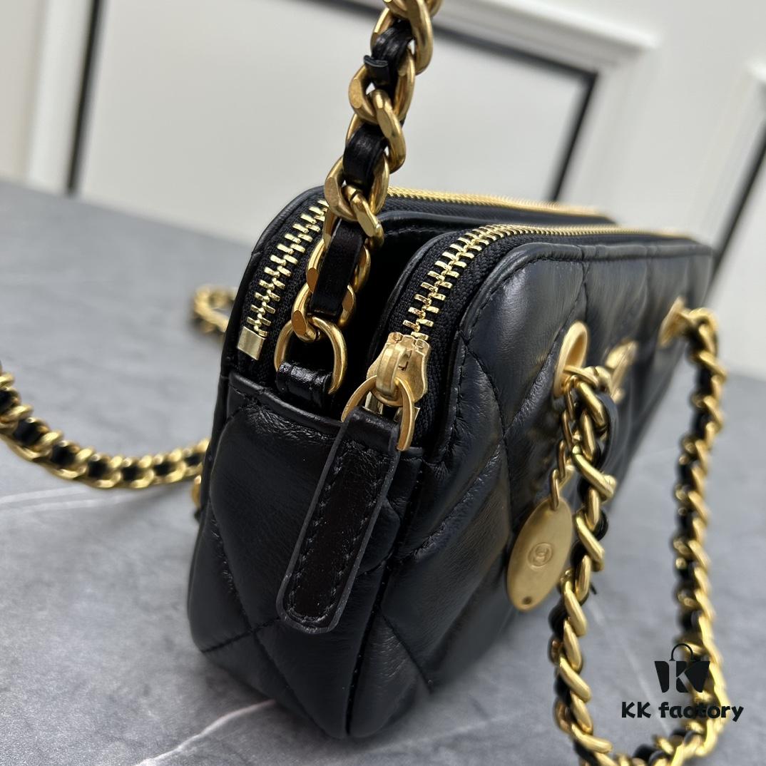 6930529ef09edb6de4c4ee64 Chanel 270 Batch Vintage-Style 23K Gold Coin Chain Bag