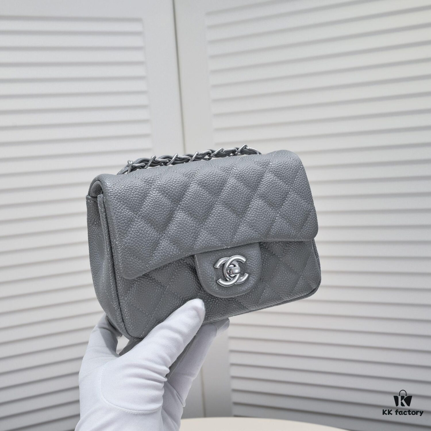 693052bef09edb6de4c4ee8b Gray Chanel Triangle Bike Bag - High-Quality Cowhide, One-to-One Replication, Premium Craftsmanship