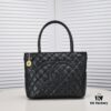 693052d9f09edb6de4c4eeb3 CHANEL: 2022 Brand New Ultimate Version! Vintage Hilton Bag – A Timeless Classic Reborn