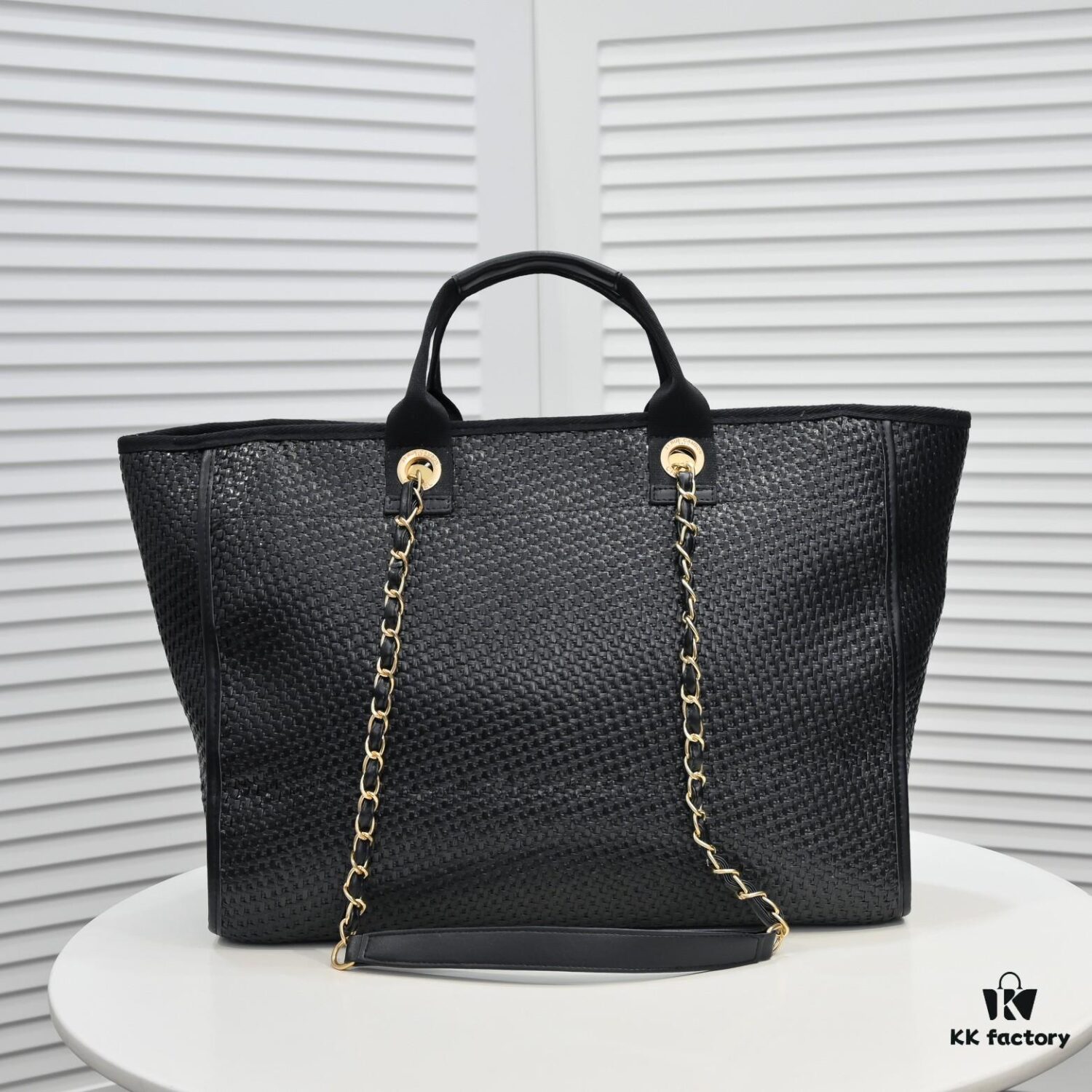 693052f6f09edb6de4c4eee1 Chanel|2021 New Straw Woven Beach Bag 🏖️ Raffia Shopping Tote!