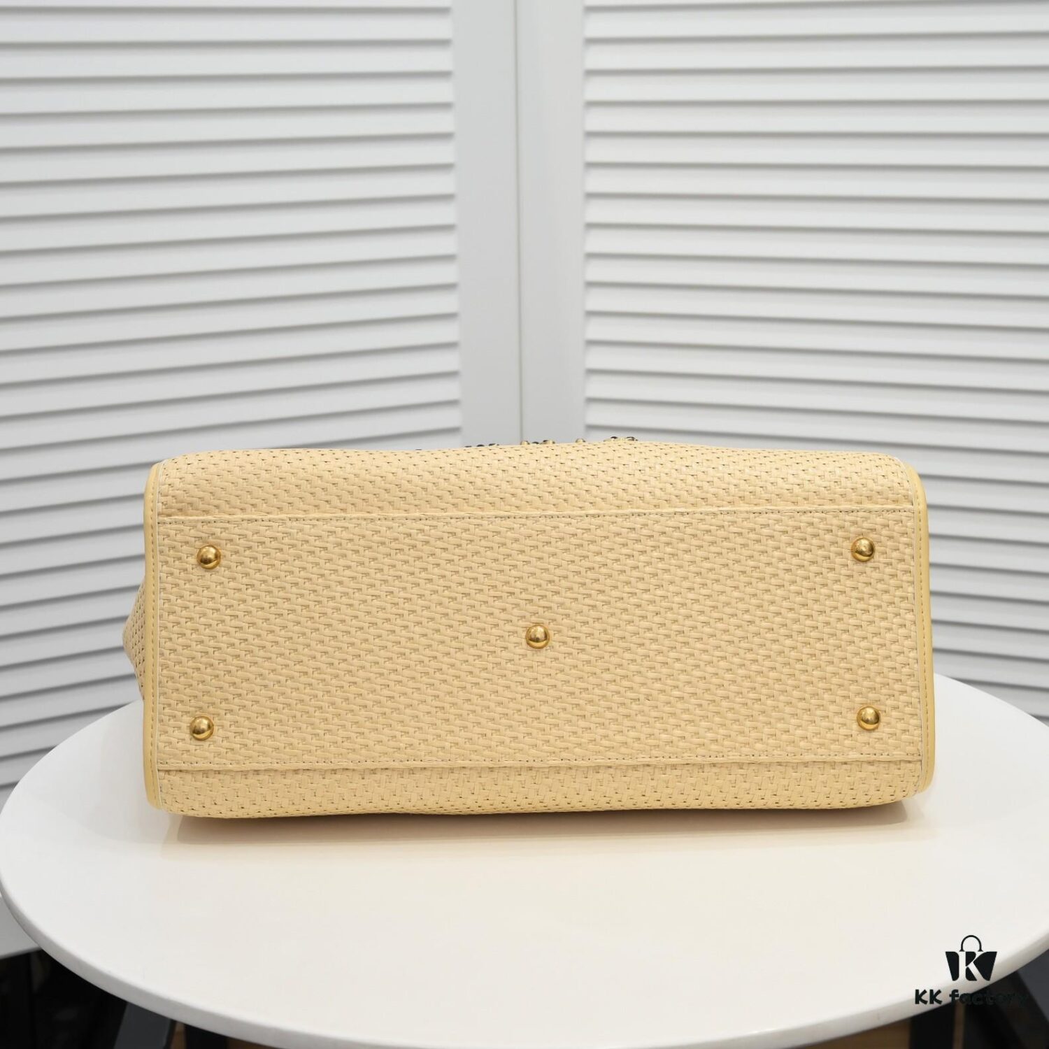 693052f8f09edb6de4c4eee5 Chanel | 2021 New Straw Woven Beach Tote Bag 🏖️