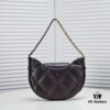 New Arrival‼️ CHANEL 19bag Collection 24C Pre-Spring Half-Moon Shoulder Bag