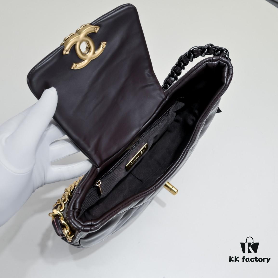 New Arrival‼️ CHANEL 19bag Collection 24C Pre-Spring Half-Moon Shoulder Bag