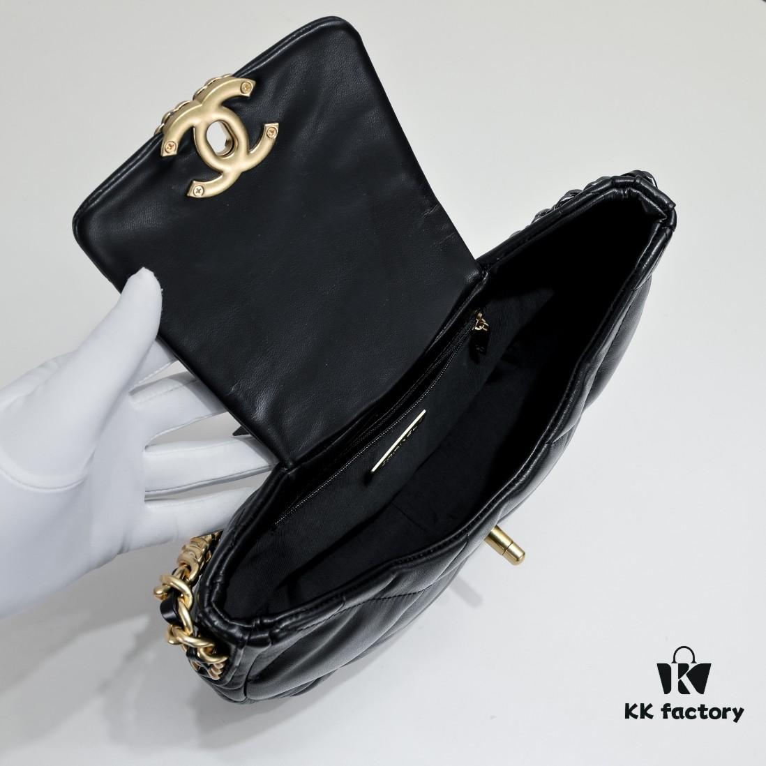 69305329f09edb6de4c4ef35 New Release‼️ CHANEL 19bag Collection 24C Pre-Spring Half-Moon Crossbody Bag