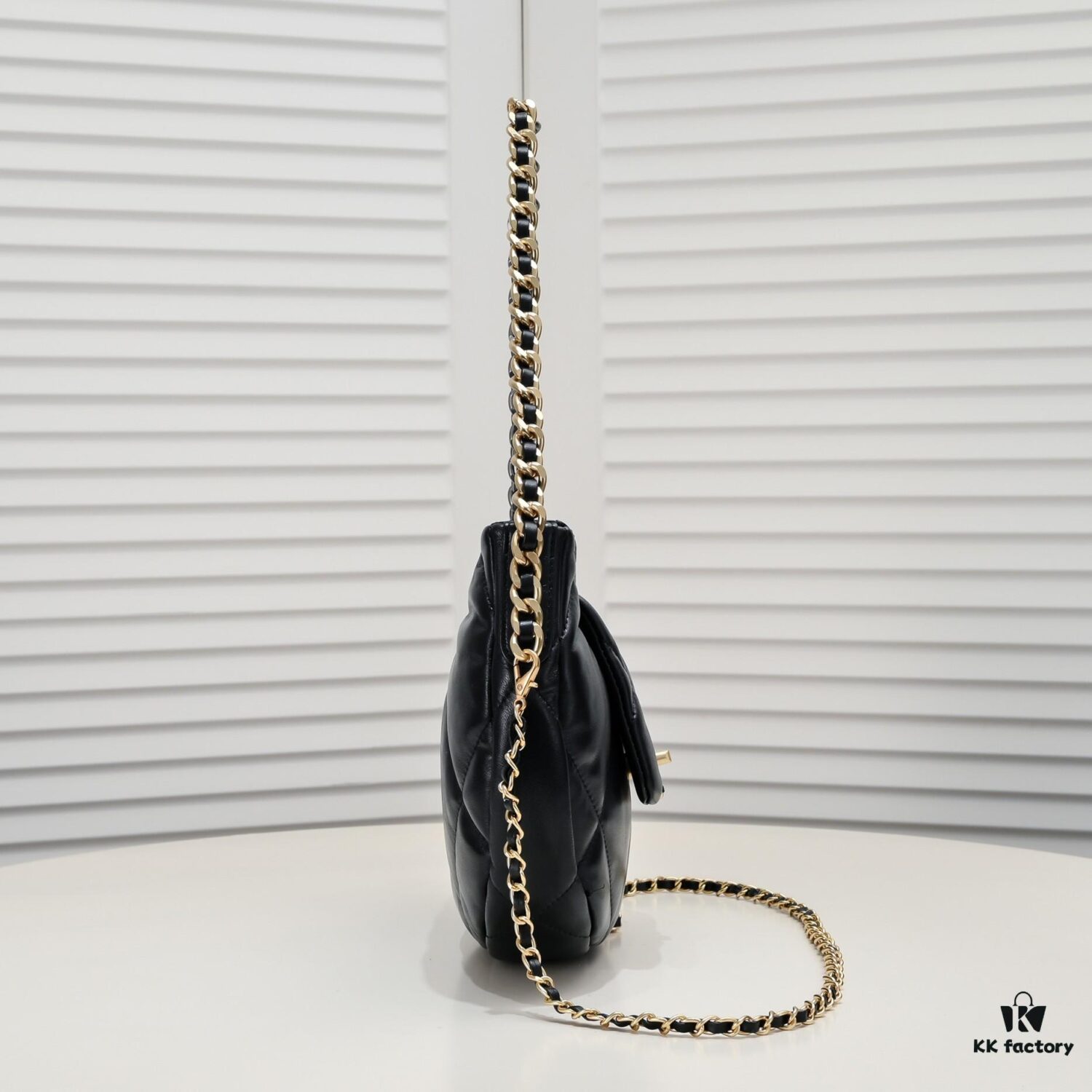 6930532cf09edb6de4c4ef3b New Release‼️ CHANEL 19bag Series 24C Pre-Spring Half-Moon Underarm Bag