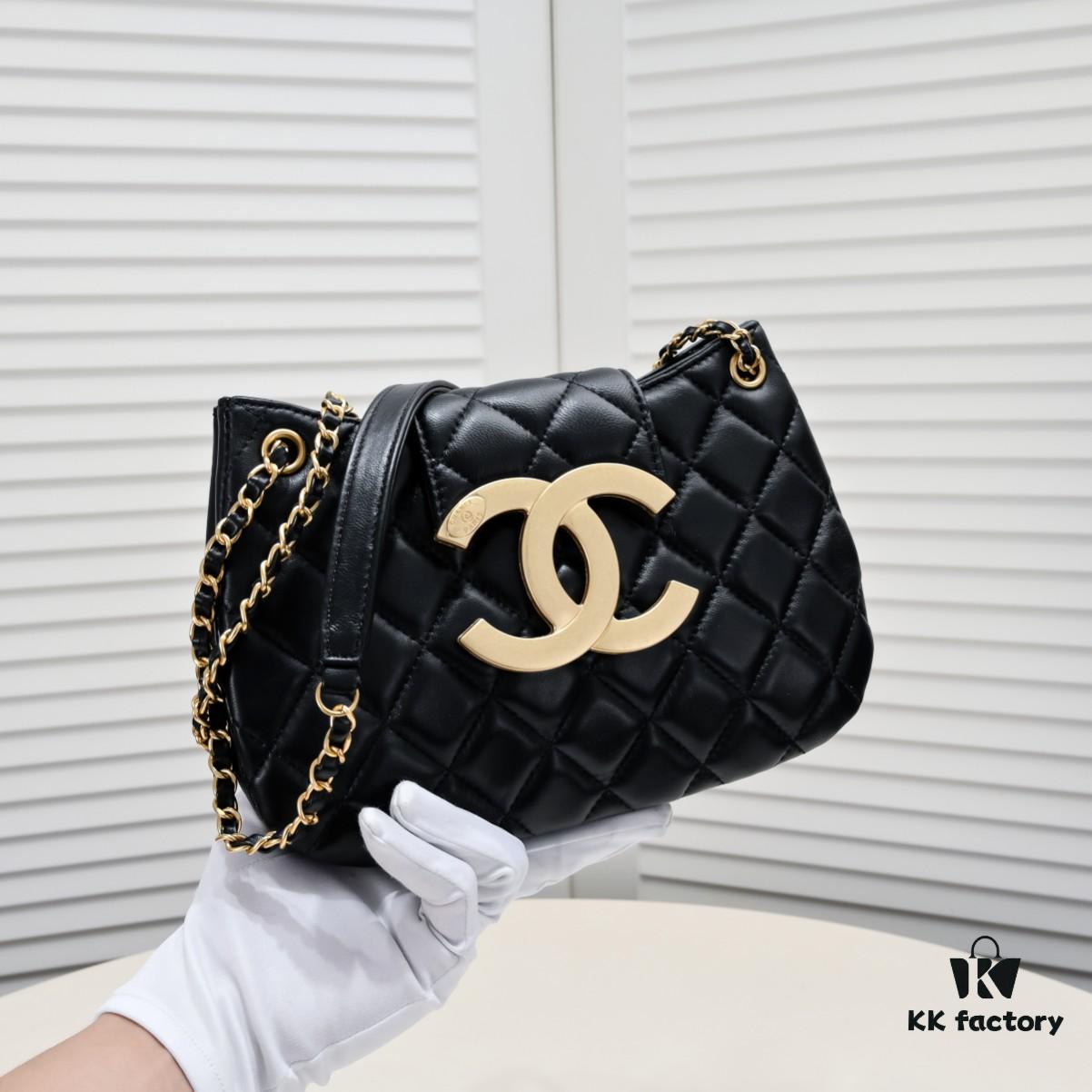 Chanel 24C Retro Large LOGO Hobo Bag in Black Lambskin