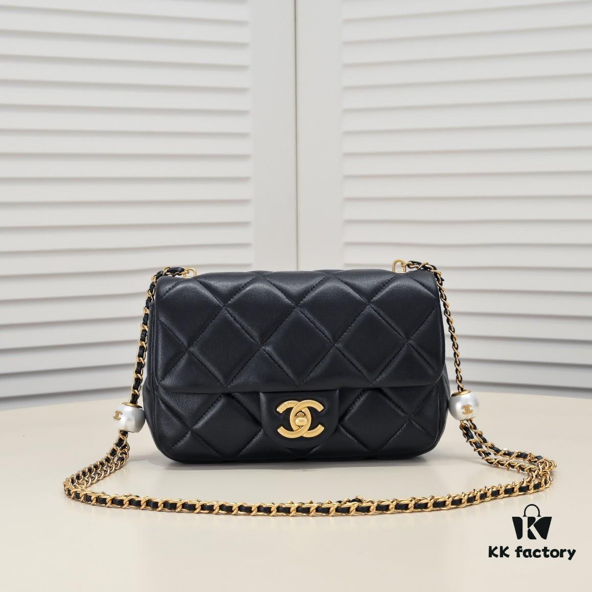 6930534cf09edb6de4c4ef6c Chanel Genuine Lamb Leather Handbag - Original Quality, Classic Design