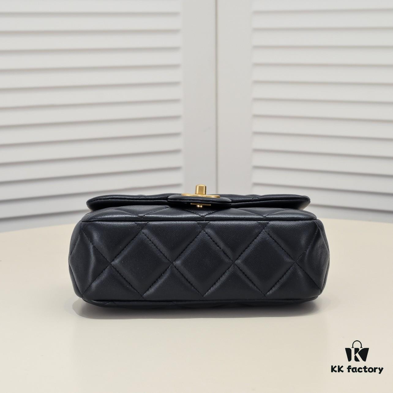6930534ef09edb6de4c4ef72 Chanel Genuine Lamb Leather Handbag - Original Quality, Classic Design