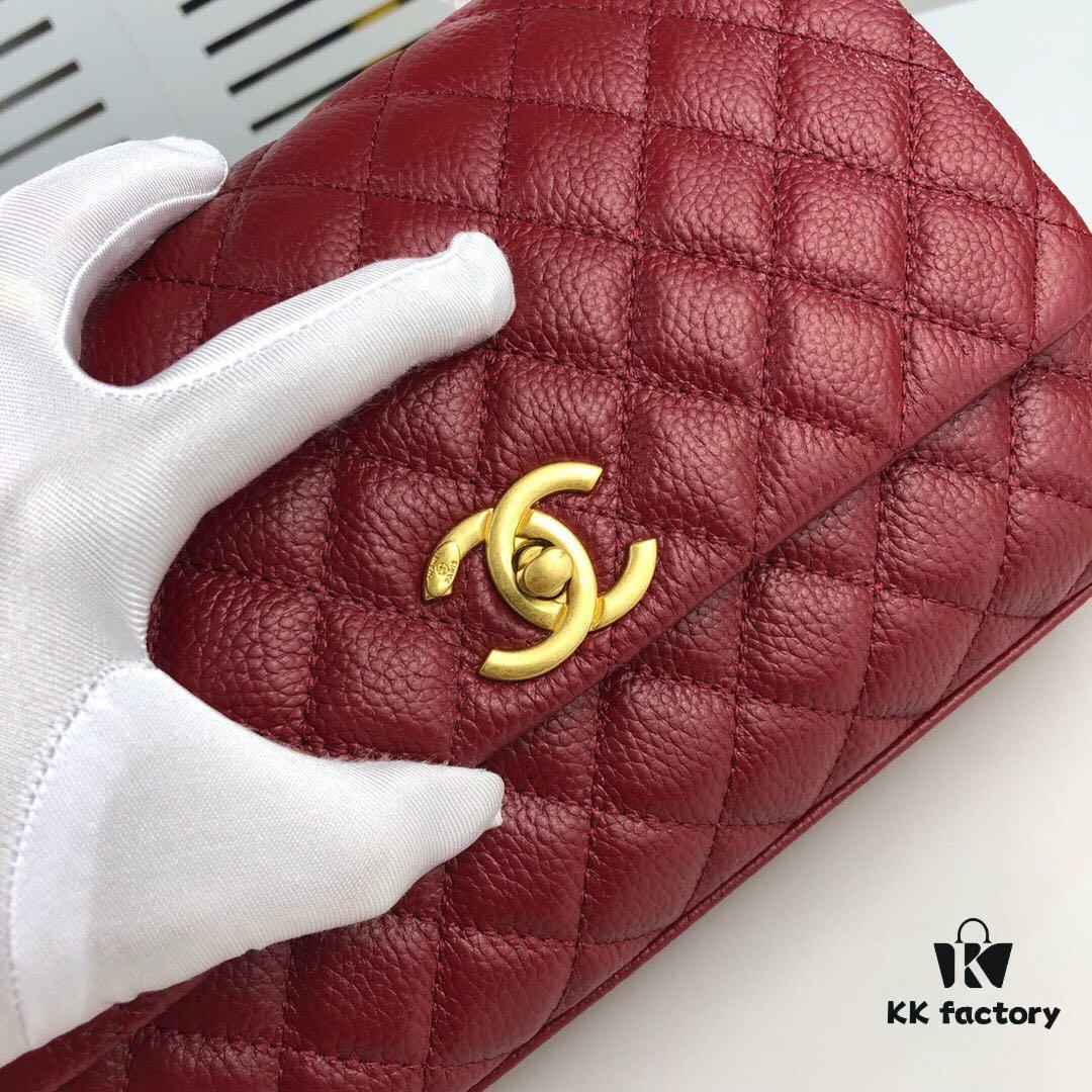 69305369f09edb6de4c4efa0 Large Burgundy Chanel-Style Tote Bag with Unique Flap Design, Dual Carry Options (Shoulder & Handheld)