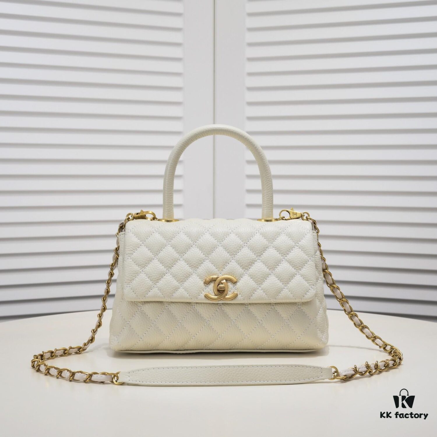 6930538ef09edb6de4c4efd0 Medium White Chanel Flap Bag with Unique Design, Dual Carry Tote or Shoulder Style, Exquisite Craftsmanship