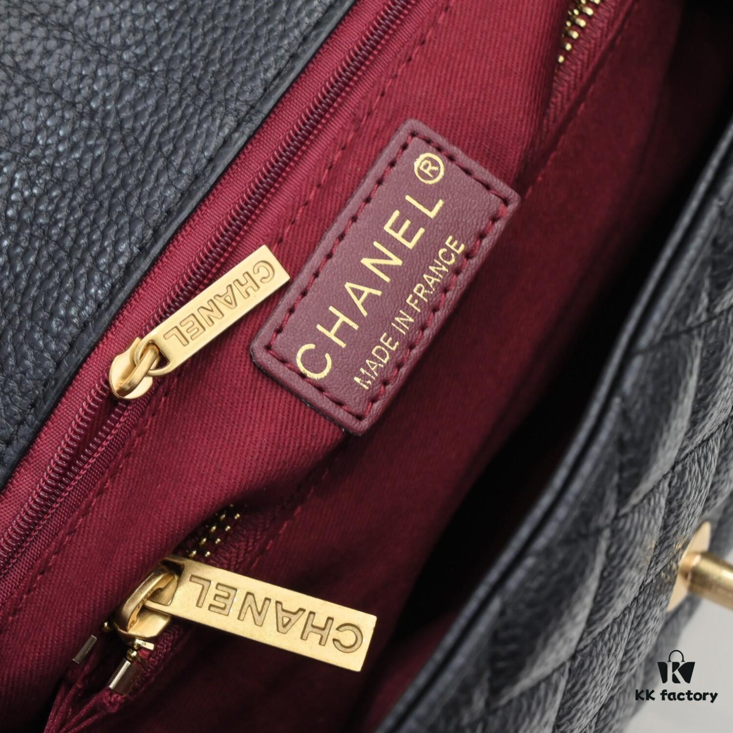 693053b3f09edb6de4c4f002 Black and Red Hand-Exchanged Chanel - Unique Design Flap Bag for Shoulder or Handheld Use