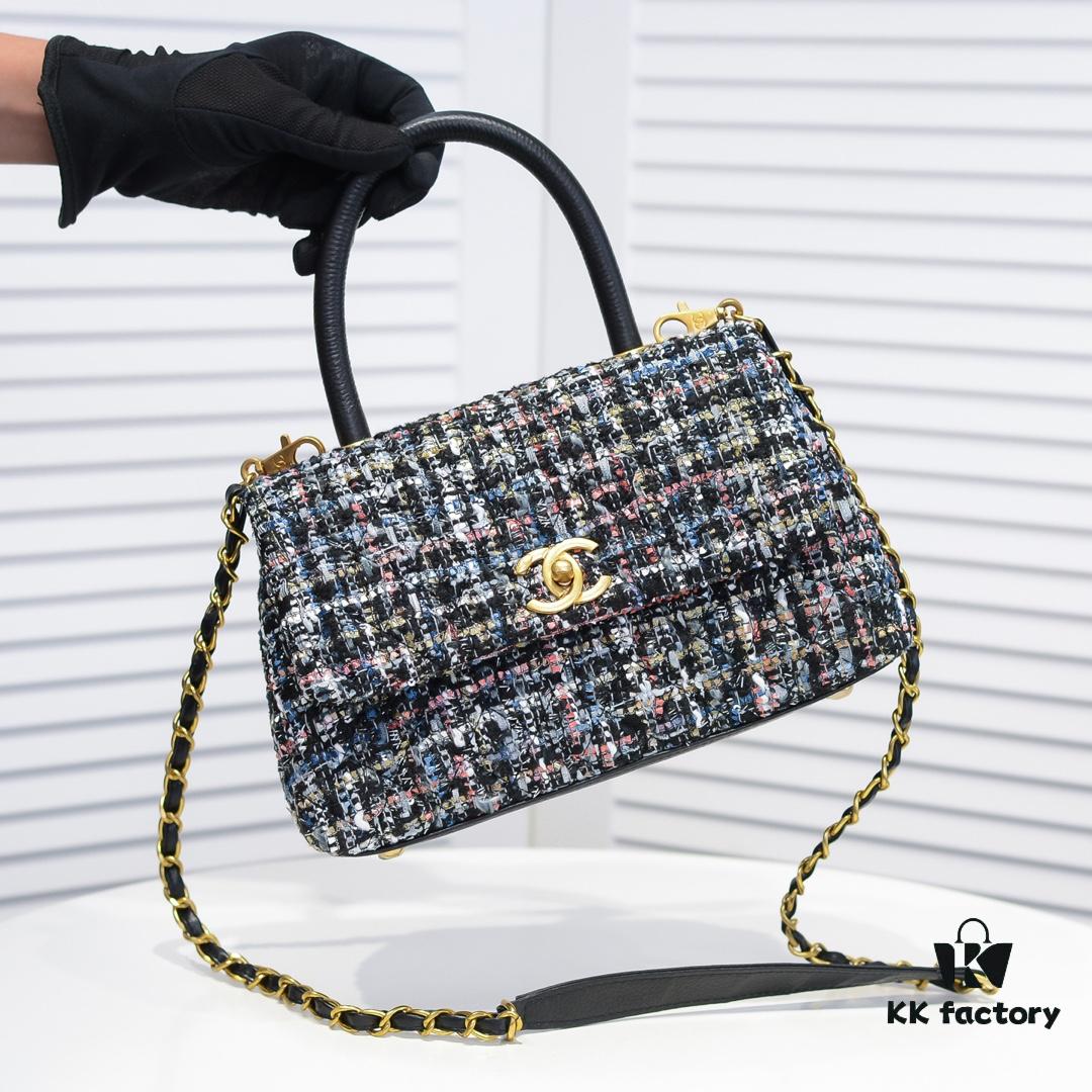 693053e0f09edb6de4c4f03c Chanel 20 Early Autumn New Arrival π₯ Unique Design Flap Bag with Shoulder and Top Handle Dual Carry Options π Premium Imported Sequined Tweed! β One-of-a-Kind Material Paired with Upgraded Full Imported Gold-Tone Hardware πππ Crafted by Master Artisans π Pure Handmade Excellence π An Elegant You Deserves a High-End Chanel Bag That Radiates Grace and Brilliance π Timeless Fashion Model No.: 92991 Size: 26*16*9cm