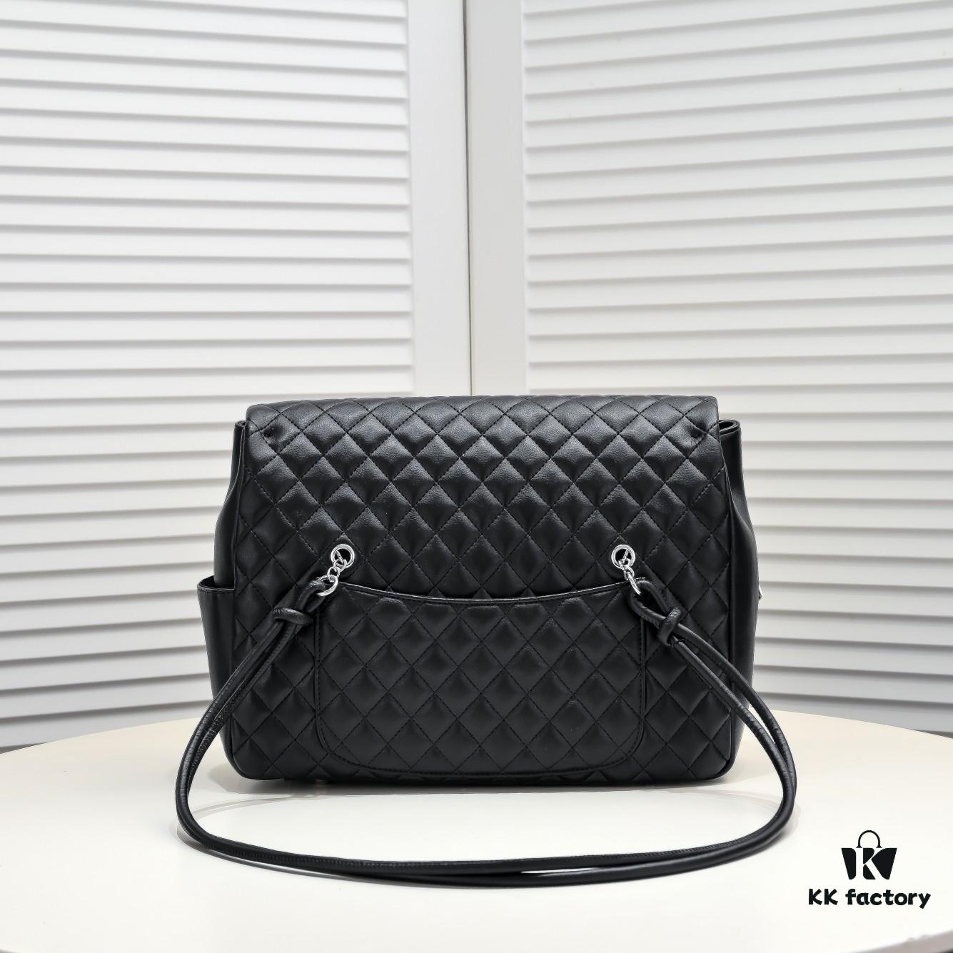 69305401f09edb6de4c4f061 CHANEL 24A Vintage Spring Collection Caviar Quilted Tote Bag (Airport Bag) - Rare Pre-owned Exclusive Version from 2004