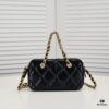69305410f09edb6de4c4f074 Chanel 23K Gold Coin Chain Bag Vintage Style Fashionable and Versatile Handbag