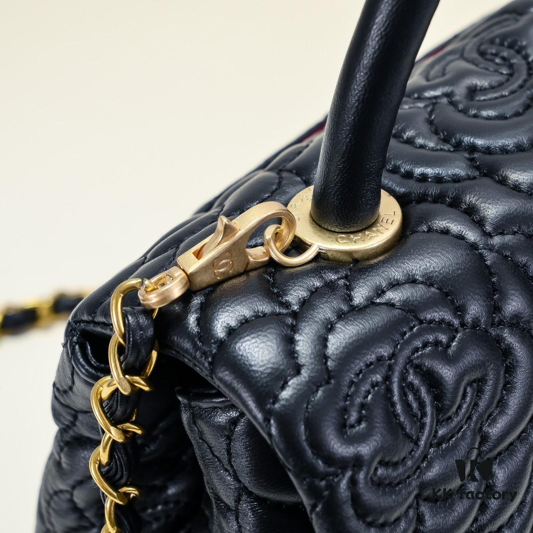 69305417f09edb6de4c4f07c Chanel Unique Design Flap Bag with Chain Strap, Dual Carry (Shoulder & Handheld), Camellia Pattern, Premium Imported Lamb Leather, Upgraded Full Gold-Plated Hardware