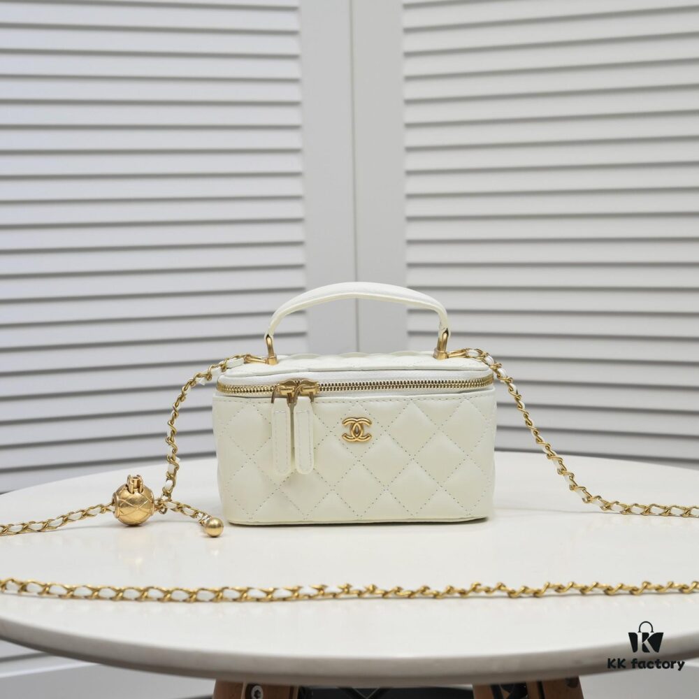 69305421f09edb6de4c4f08a Chanel Large Box Bag with Box