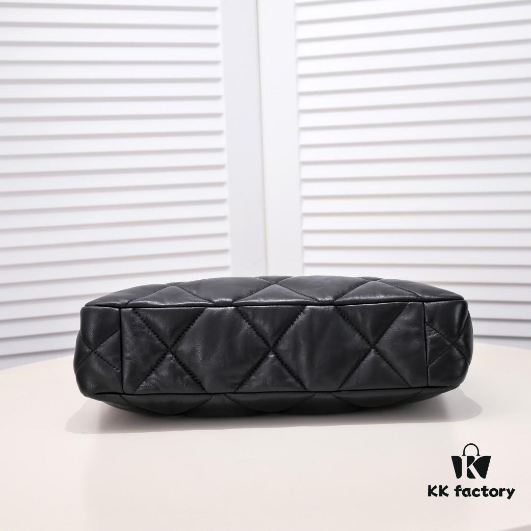 69305442f09edb6de4c4f0c3 Large CHANEL 22B 19BAG Tote Black and Gold Italian GR Grade Lambskin