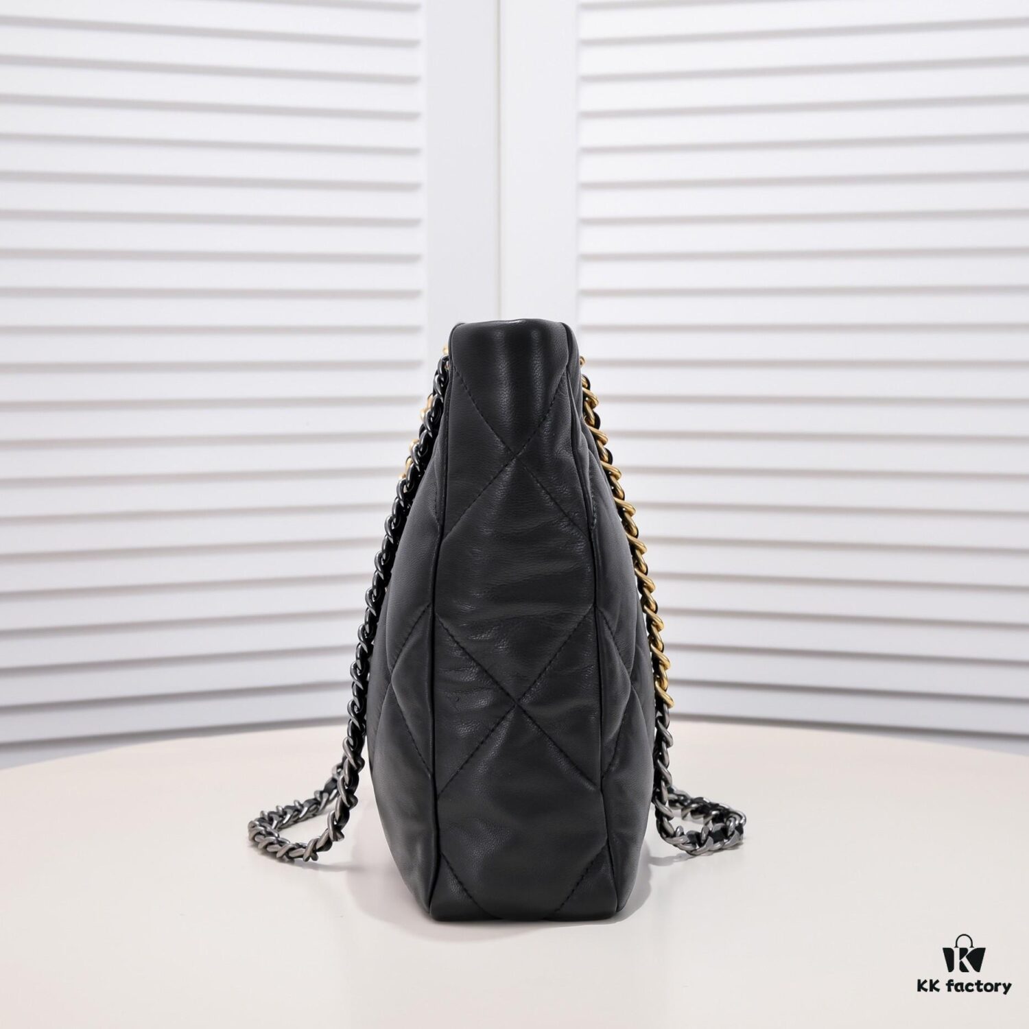 69305444f09edb6de4c4f0c9 Large CHANEL 22B 19BAG Tote Black and Gold Italian GR Grade Lambskin