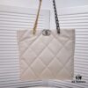 6930545bf09edb6de4c4f0ef Large AS9088 CHANEL 22B 19BAG Tote Black and Gold Italian First-Class GR Lambskin