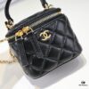 693054bef09edb6de4c4f15d Chanel 2021 Fall/Winter New Arrival Handheld Makeup Pouch Small Storage Box