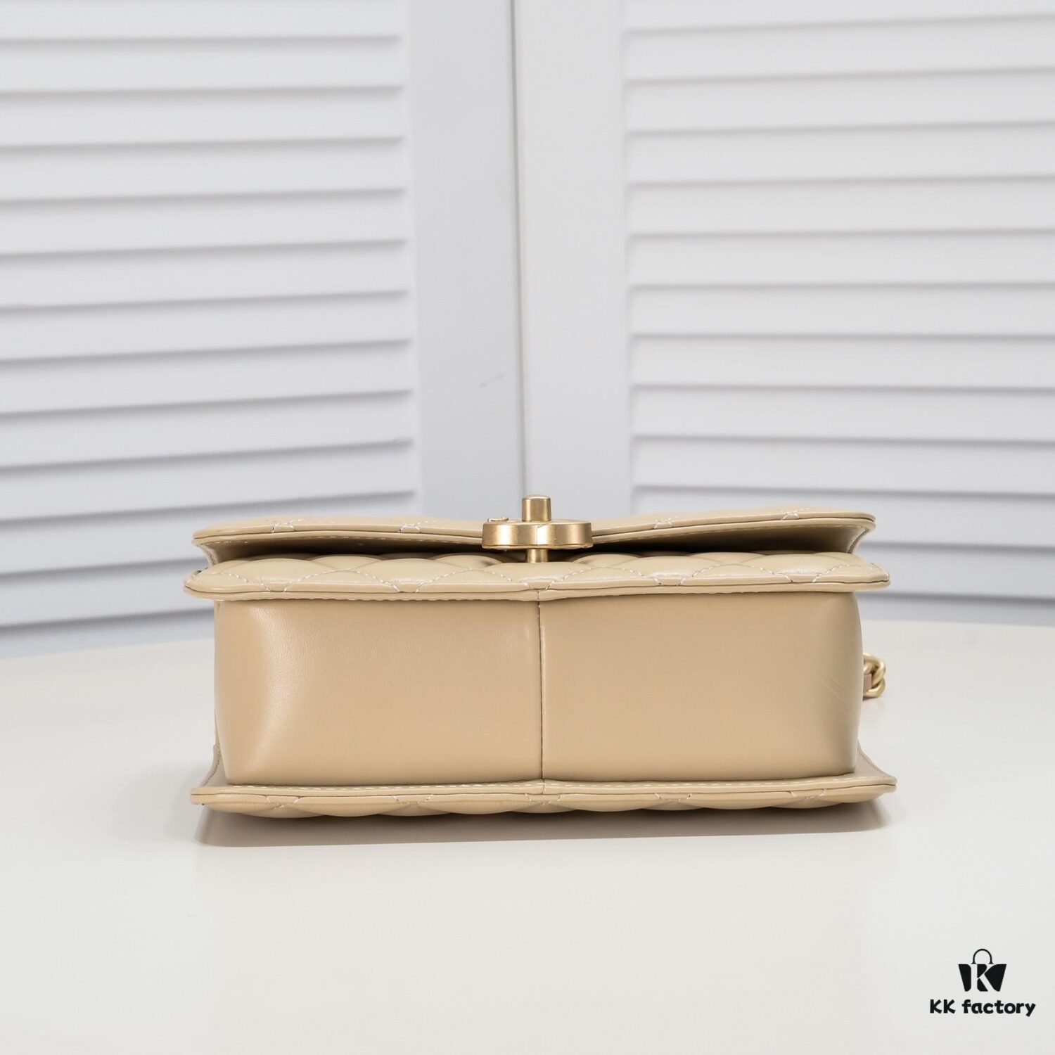 693054def09edb6de4c4f17e Chanel Should Be This Way: A More Relaxed and Effortlessly Refined Square Bag with a Slightly Shinier Lambskin Finish, Resembling the Le Boy Feel