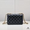 693054f1f09edb6de4c4f193 Chanel Should Be This Way: More Structured and Refined with a Laid-Back Elegance