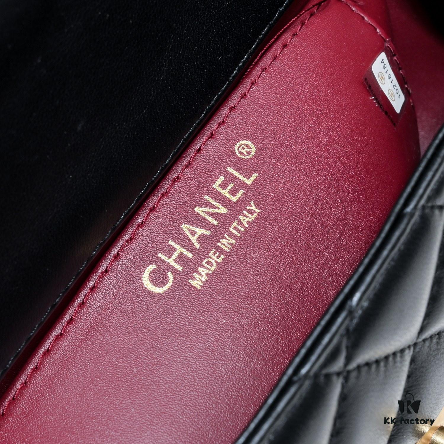 693054f5f09edb6de4c4f198 Chanel Should Be This Way: More Structured and Refined with a Laid-Back Elegance