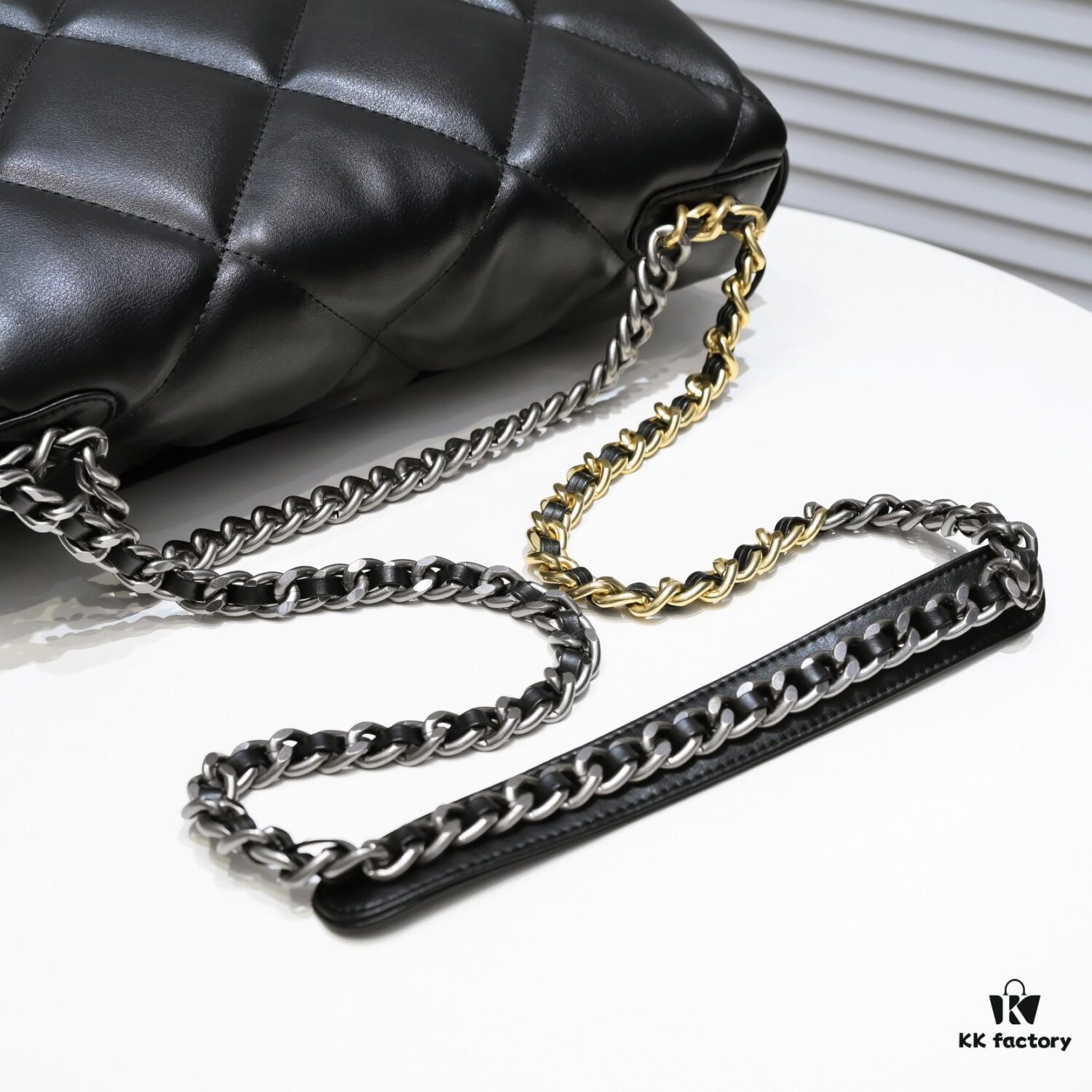 693054fcf09edb6de4c4f1a2 Black Large Size Chanel Latest Bestseller Release 📣📣 Same as Counter, Imported Cowhide Leather, Extremely Soft Texture