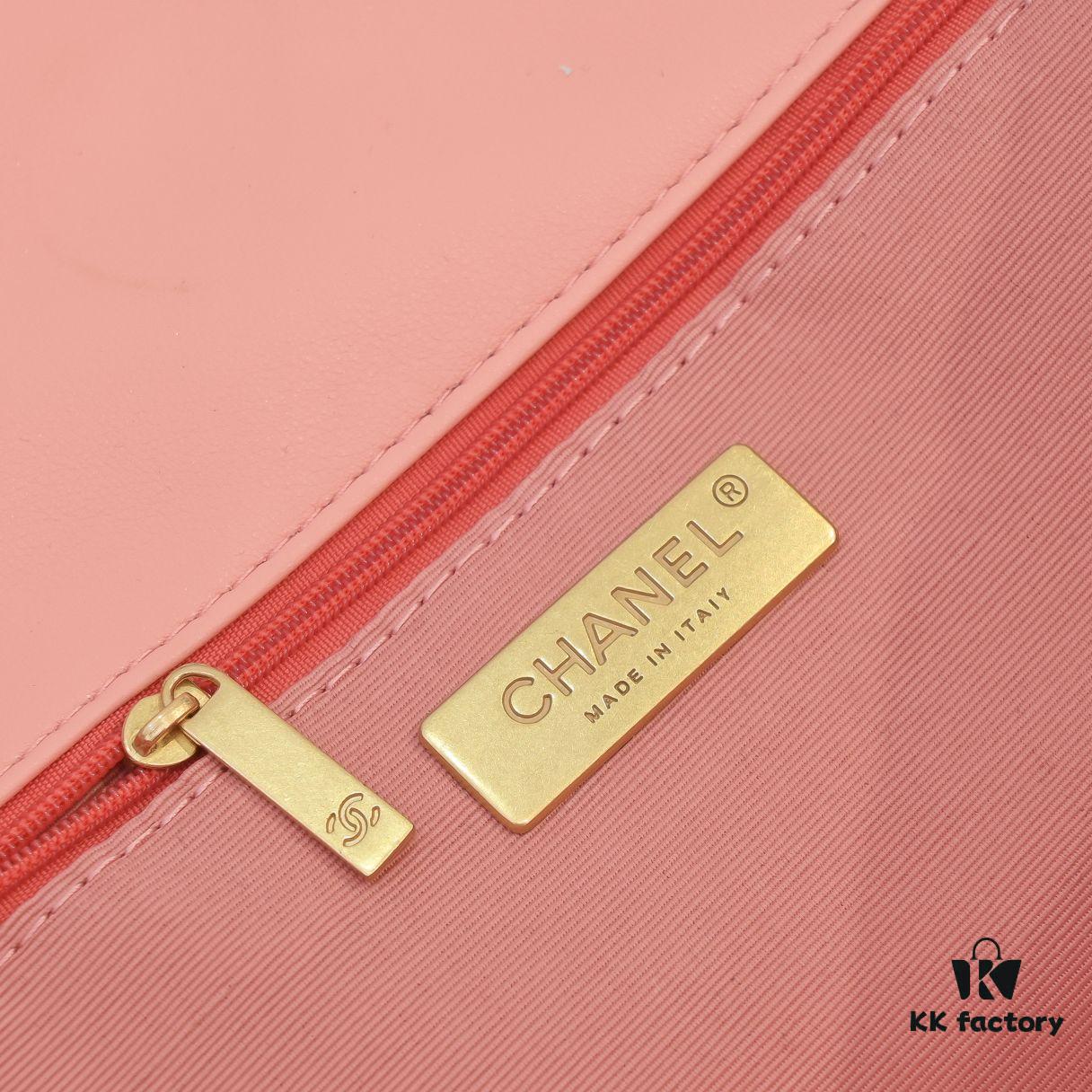 6930552af09edb6de4c4f1e0 Pink Large Chanel Latest Bestseller Just Arrived - Synchronized with Counter, Imported Cowhide, Super Soft Touch