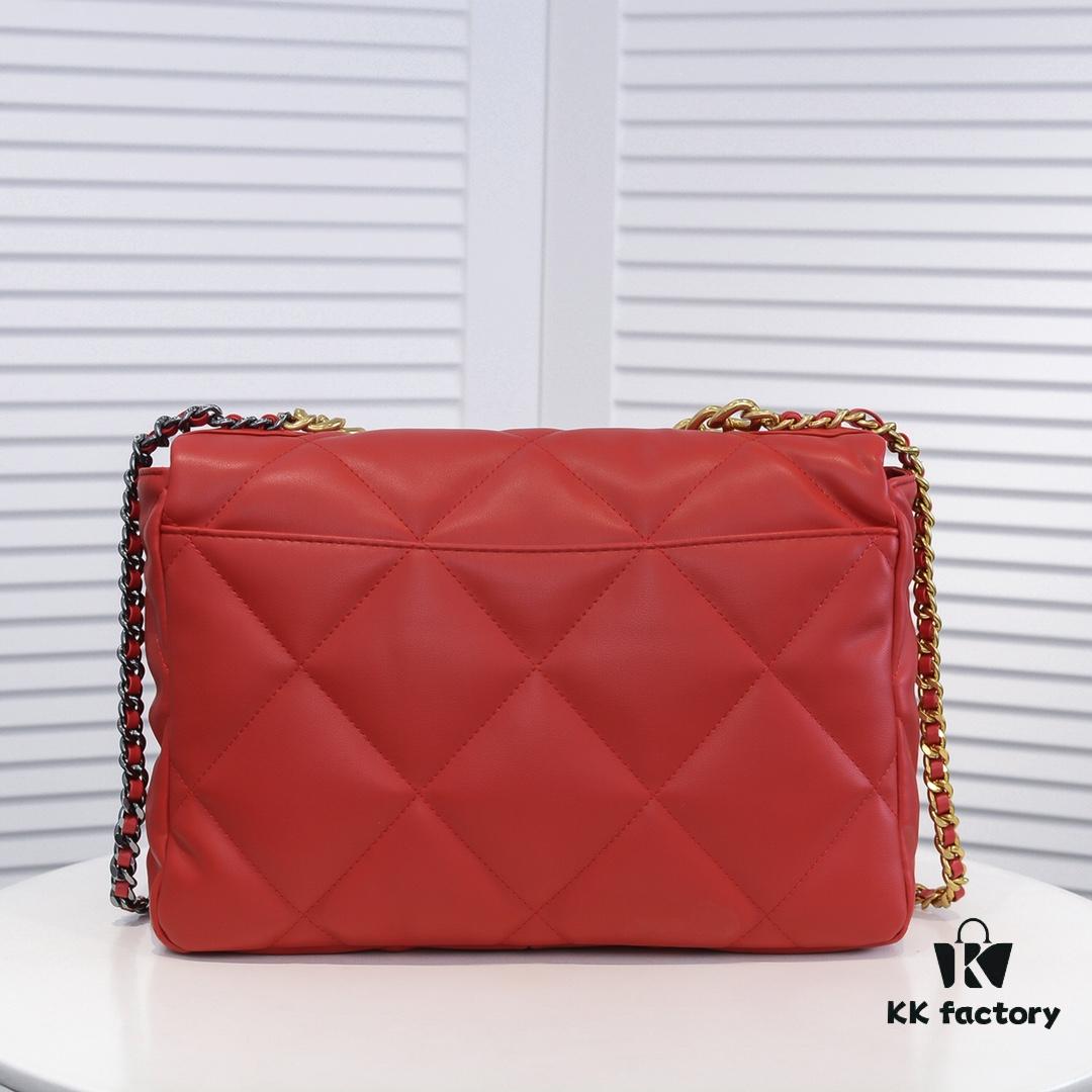 69305532f09edb6de4c4f1ee Large Red Chanel Latest Bestseller Now Available, Huge Size, Synchronized with Counter, Imported Cowhide, Extremely Soft Touch