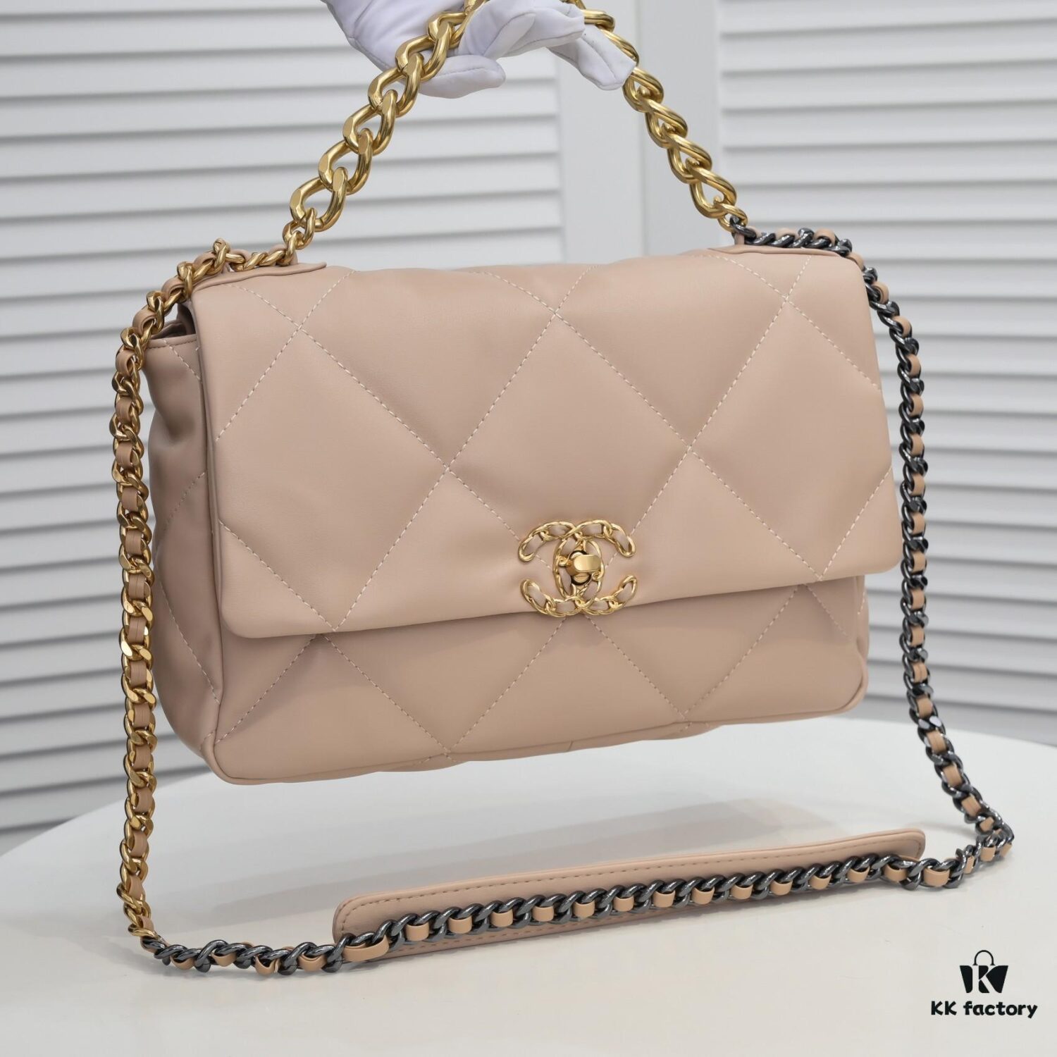 69305553f09edb6de4c4f227 Beige Medium Chanel Latest Bestseller Just Arrived, Synchronized with Boutique, Premium Imported Calfskin, Extremely Soft Texture