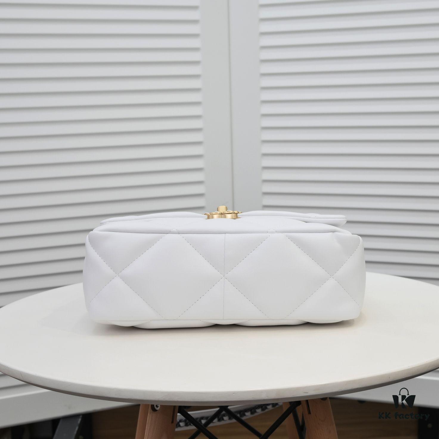 69305564f09edb6de4c4f247 Pure White Medium-Sized Chanel Latest Bestseller - Now Available 📣📣 Same as Boutique, Imported Calfskin Leather 🐂, Extremely Soft to the Touch