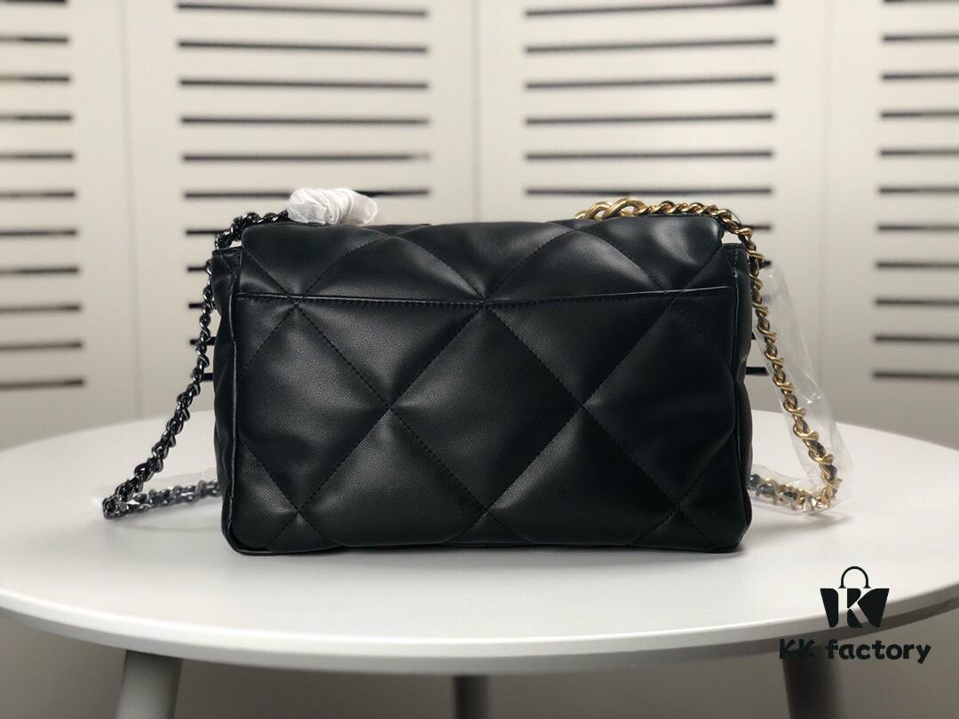 6930557ff09edb6de4c4f279 Black Medium-Sized Chanel Latest Bestseller - Now Available